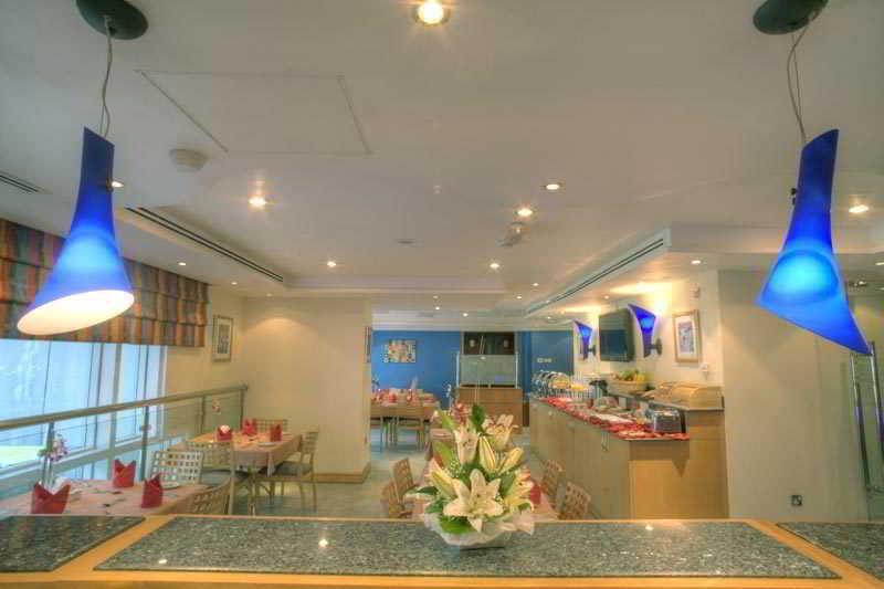 Al Nakheel Hotel Apartments Абу Даби Екстериор снимка