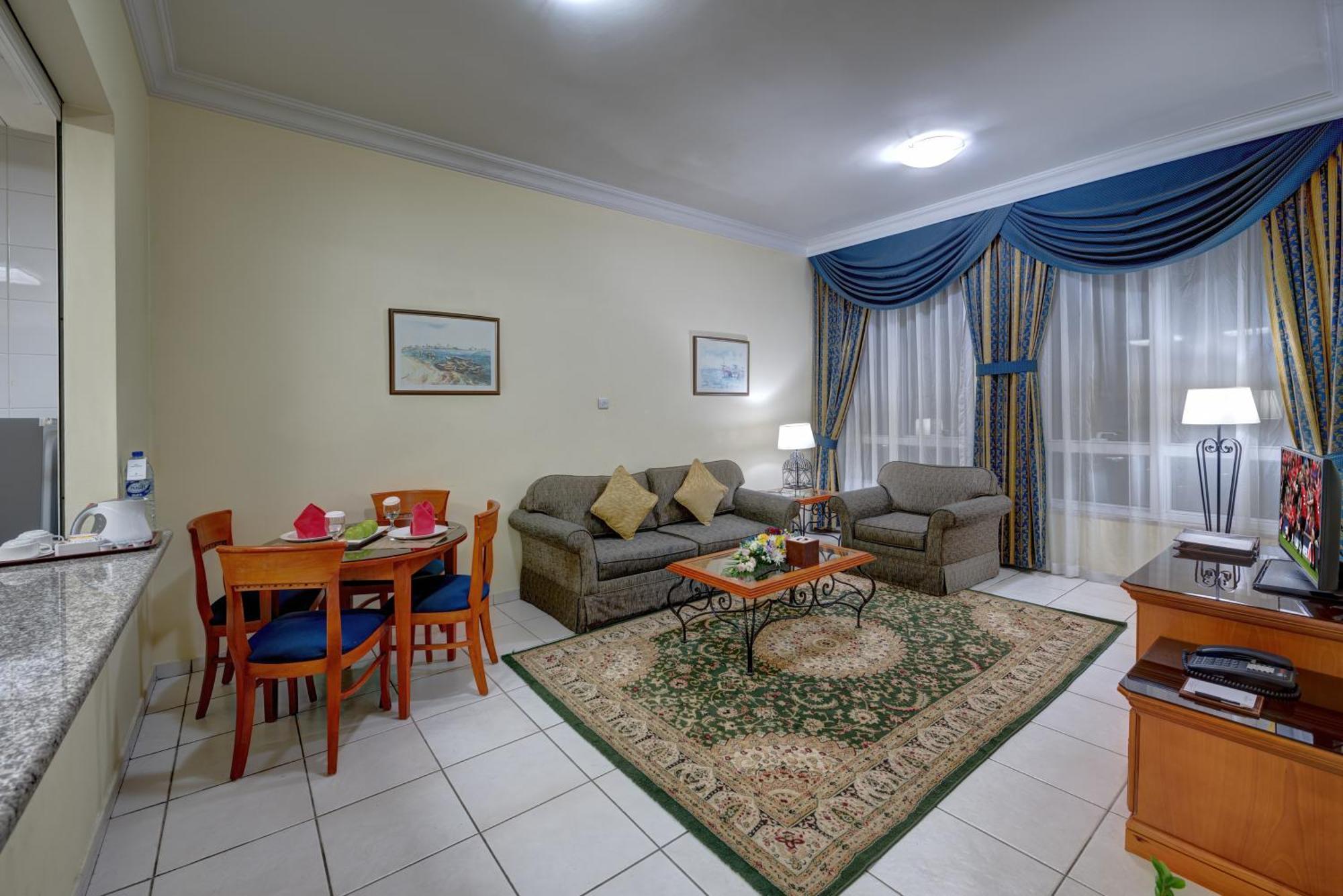 Al Nakheel Hotel Apartments Абу Даби Екстериор снимка