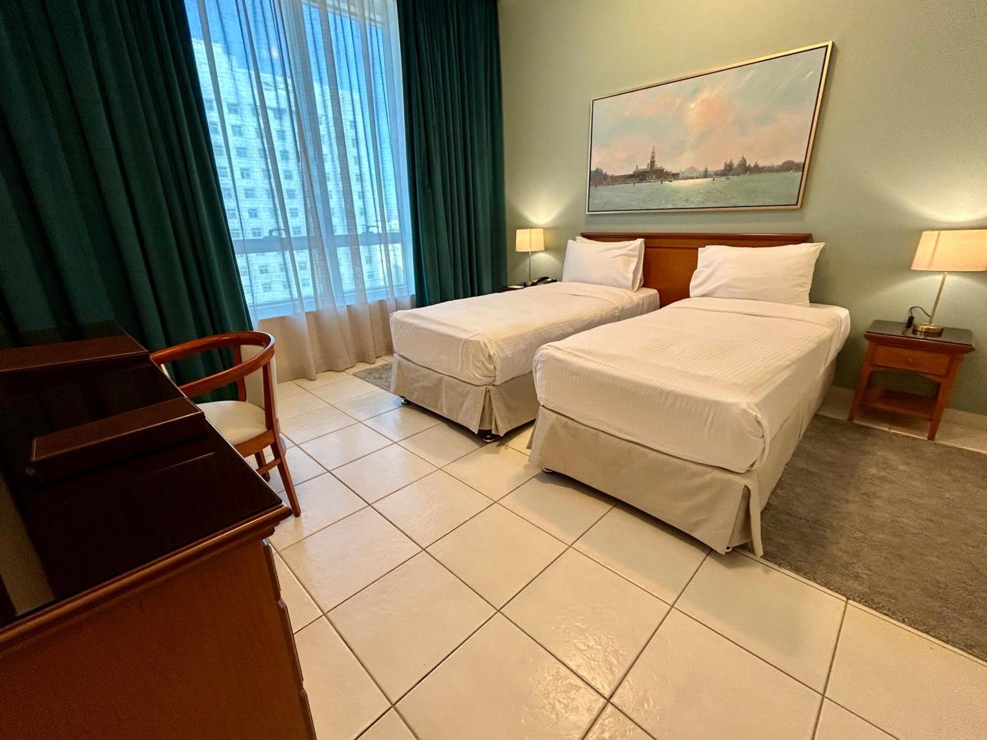 Al Nakheel Hotel Apartments Абу Даби Екстериор снимка
